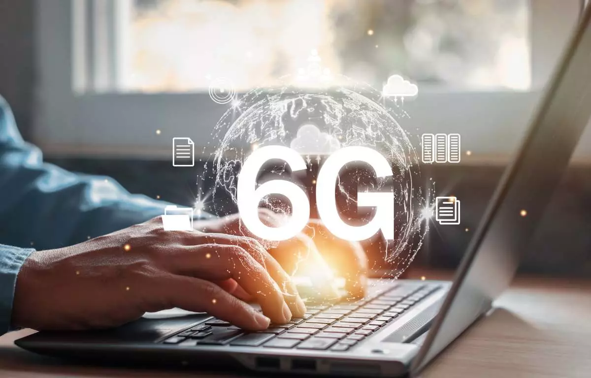 Implicações para Setores Críticos: Além da Segurança Digital